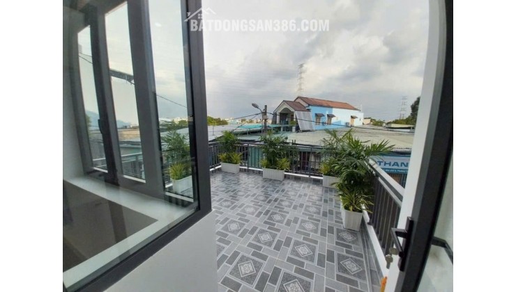 Nhà Vuông SHR 3 tầng 82m2 – Tân Chánh Hiệp 10 Quận 12